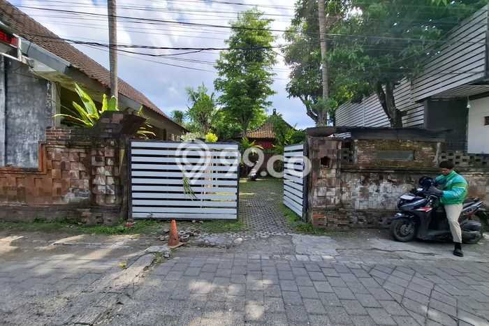 Disewakan! Rumah 1 Kamar Tidur &
1 Kamar Mandi di Tibubeneng, Badung Disewakan! Rumah 1 Kamar Tidur &
1 Kamar Mandi di Tibubeneng, Badung