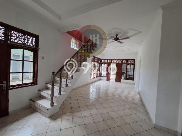 SPECIAL LISTING! Rumah area Tibubeneng, 3 KM, Akses Fasilitas, Luas 600m² Bangunan 300m² SPECIAL LISTING! Rumah area Tibubeneng, 3 KM, Akses Fasilitas, Luas 600m² Bangunan 300m²