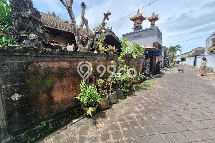Rumah Minimalis 3 KT LT 169m2 di Munggu Rumah Minimalis 3 KT LT 169m2 di Munggu