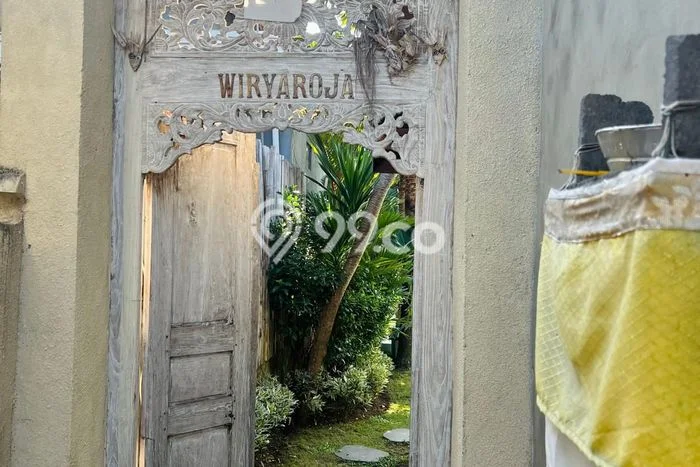 Disewakan! Rumah 1 Kamar Tidur &
1 Kamar Mandi di Canggu, Badung Disewakan! Rumah 1 Kamar Tidur &
1 Kamar Mandi di Canggu, Badung