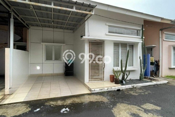Rumah Luas Asri 2 KT Siap Pakai di Cipadu Tangerang Rumah Luas Asri 2 KT Siap Pakai di Cipadu Tangerang