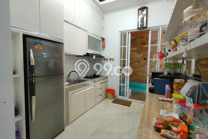 Rumah Minimalis 4 KT LT 98m2 di Grand Wisata Rumah Minimalis 4 KT LT 98m2 di Grand Wisata