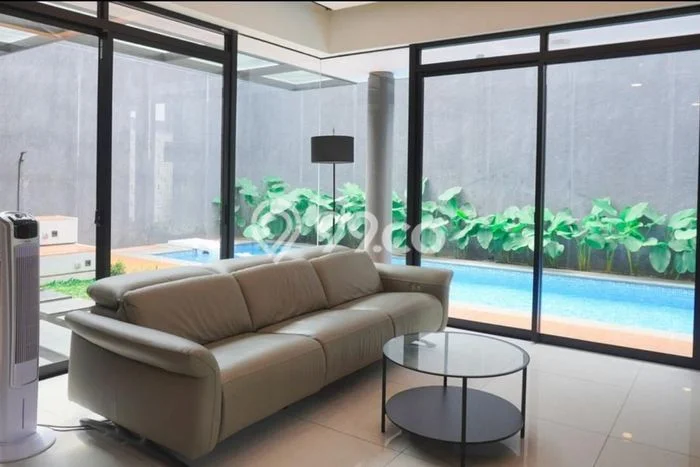 Rumah Sewa Bandung LT 374m2 LB 210m2 Kawasan Kota Baru Parahyangan Rumah Sewa Bandung LT 374m2 LB 210m2 Kawasan Kota Baru Parahyangan
