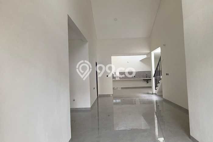 Disewakan! Rumah 3 Kamar Tidur &
2 Kamar Mandi di Kota Baru Parahyangan, Bandung Disewakan! Rumah 3 Kamar Tidur &
2 Kamar Mandi di Kota Baru Parahyangan, Bandung