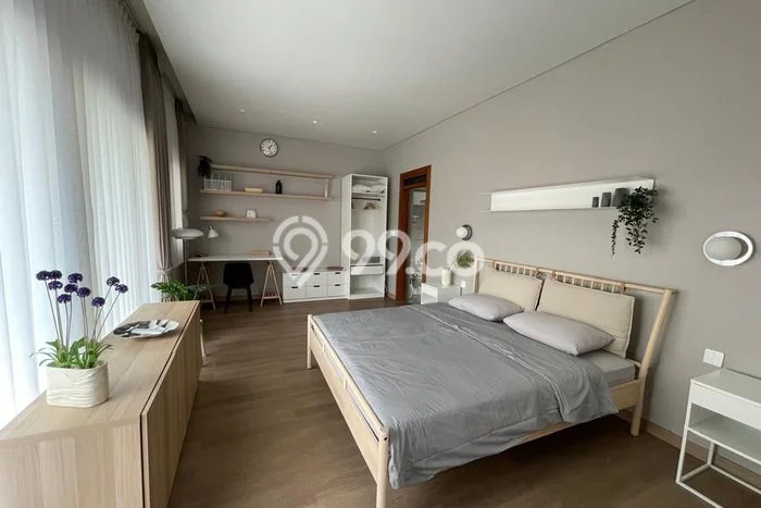 Disewakan Rumah Murah di Kota Baru Parahyangan Bandung Punya 4 Kamar Tidur Disewakan Rumah Murah di Kota Baru Parahyangan Bandung Punya 4 Kamar Tidur