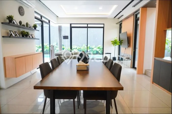 Rumah Sewa Bandung LT 374m2 LB 210m2 Kawasan Kota Baru Parahyangan Rumah Sewa Bandung LT 374m2 LB 210m2 Kawasan Kota Baru Parahyangan