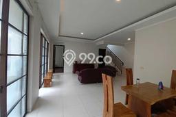 Jarang Ada! Rumah Sewa 4 Kamar Bagus Siap Huni Kota Baru Parahyangan Jarang Ada! Rumah Sewa 4 Kamar Bagus Siap Huni Kota Baru Parahyangan
