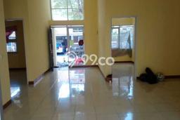 Jarang Ada! Rumah Sewa 3 Kamar Nyaman Siap Huni Kota Baru Parahyangan Jarang Ada! Rumah Sewa 3 Kamar Nyaman Siap Huni Kota Baru Parahyangan