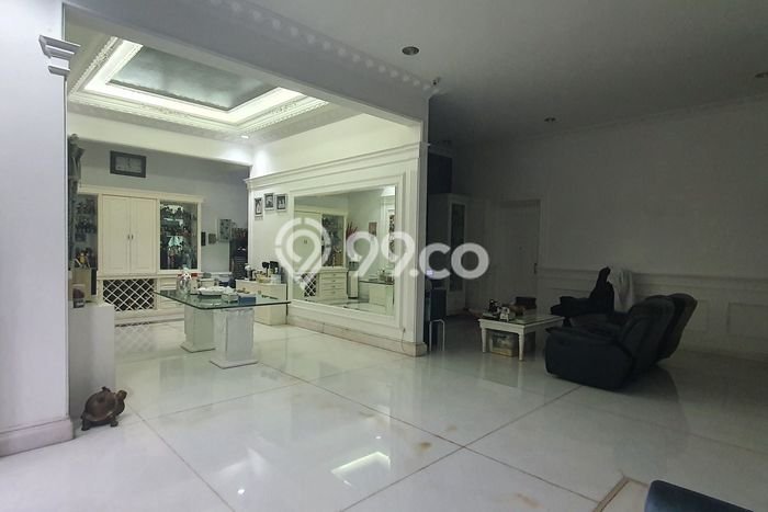 Dijual Rumah Mewah Megah Dengan View Eksklusif di Pulomas, Jakarta Timur Dijual Rumah Mewah Megah Dengan View Eksklusif di Pulomas, Jakarta Timur