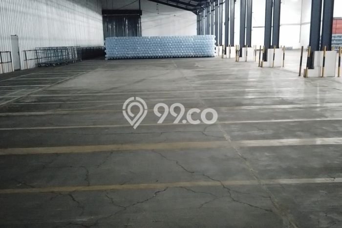 Gudang Area Komersial di Gunung Putri, Luas 8729m², Jalan Raya Gudang Area Komersial di Gunung Putri, Luas 8729m², Jalan Raya