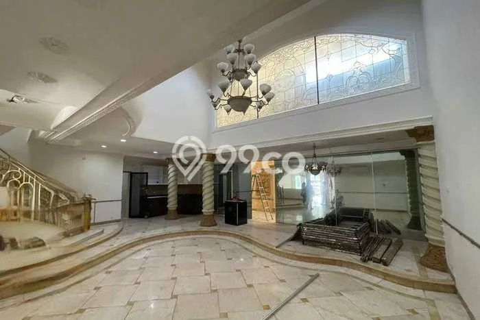 PREMIUM CHOICE! Rumah kawasan Sunter, 5 KT, Lingkungan Asri, Luas 300m2m² Bangunan 400m2m² PREMIUM CHOICE! Rumah kawasan Sunter, 5 KT, Lingkungan Asri, Luas 300m2m² Bangunan 400m2m²