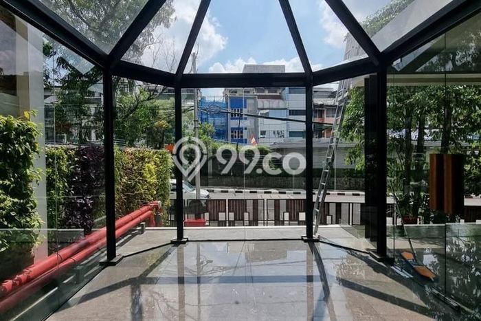 Kantor Area Niaga Kawasan Kebayoran Baru, Luas 2545m², Siap Operasi Kantor Area Niaga Kawasan Kebayoran Baru, Luas 2545m², Siap Operasi