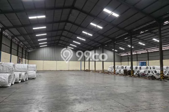Gudang paling strategis disewakan di Cakung Jakarta Timur Gudang paling strategis disewakan di Cakung Jakarta Timur
