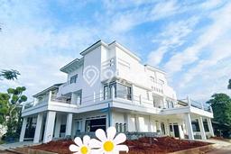 For Sale! Premium House LT 500m2 Desain Modern di Alam Sutera For Sale! Premium House LT 500m2 Desain Modern di Alam Sutera