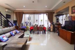 Jual Rumah Mewah Megah Dengan View Eksklusif di Bintaro, Tangerang Selatan Jual Rumah Mewah Megah Dengan View Eksklusif di Bintaro, Tangerang Selatan