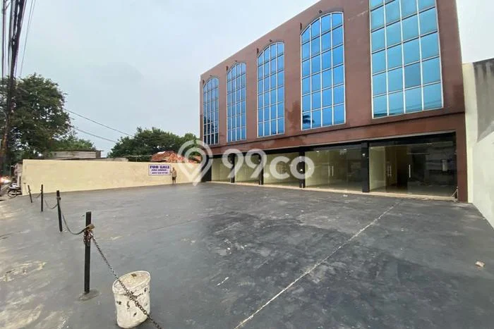 Ruko Dijual di Jakarta Selatan LT 147m2 & LB 227m2 Lokasi Terbaik! Ruko Dijual di Jakarta Selatan LT 147m2 & LB 227m2 Lokasi Terbaik!