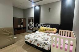 Rumah Modern 4 KT di Taman Holis Indah Bandung Unfurnished Rumah Modern 4 KT di Taman Holis Indah Bandung Unfurnished
