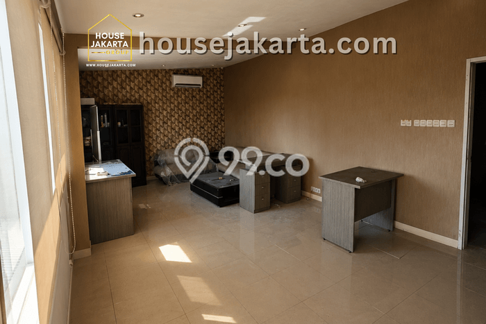 Ruko Komersial Disewakan di Kembangan Jakarta Barat Luas 748m2 Ruko Komersial Disewakan di Kembangan Jakarta Barat Luas 748m2