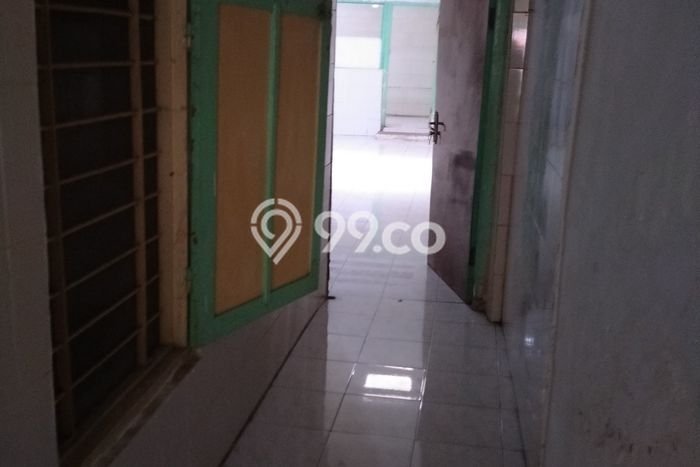 Rumah Luas Asri 2 KT Siap Huni di Petemon Surabaya Rumah Luas Asri 2 KT Siap Huni di Petemon Surabaya