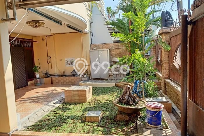 Dijual Rumah Mewah Exclusive di Nginden, Surabaya Dijual Rumah Mewah Exclusive di Nginden, Surabaya