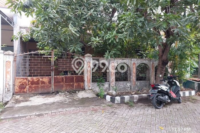 Jual Rumah Bagus Siap Huni LB 100m2 di Rungkut, Surabaya Jual Rumah Bagus Siap Huni LB 100m2 di Rungkut, Surabaya