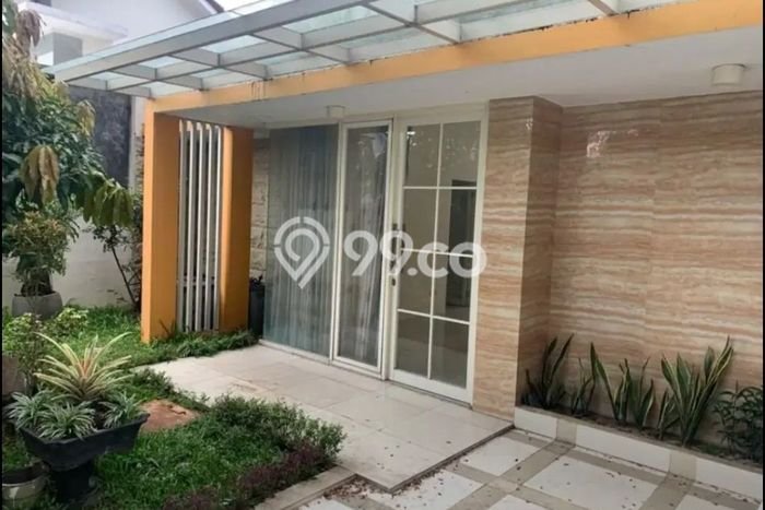Rumah Strategis Modern Lb 195m2 di Sidoarjo, Sidoarjo Rumah Strategis Modern Lb 195m2 di Sidoarjo, Sidoarjo