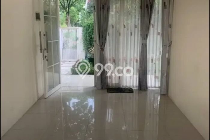 Rumah Strategis Modern Lb 195m2 di Sidoarjo, Sidoarjo Rumah Strategis Modern Lb 195m2 di Sidoarjo, Sidoarjo