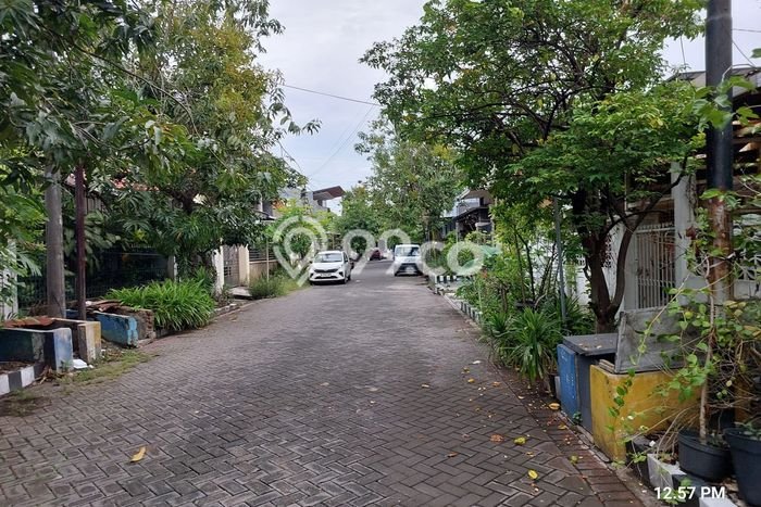 Jual Rumah Bagus Siap Huni LB 100m2 di Rungkut, Surabaya Jual Rumah Bagus Siap Huni LB 100m2 di Rungkut, Surabaya