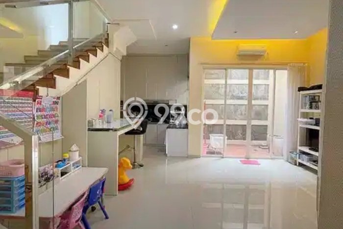 Rumah Minimalis 3 KT LT 94m2 di Mulyosari Rumah Minimalis 3 KT LT 94m2 di Mulyosari