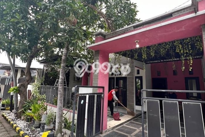Hunian Cantik Minimalis Lb 150m2 di Wiyung, Surabaya Hunian Cantik Minimalis Lb 150m2 di Wiyung, Surabaya