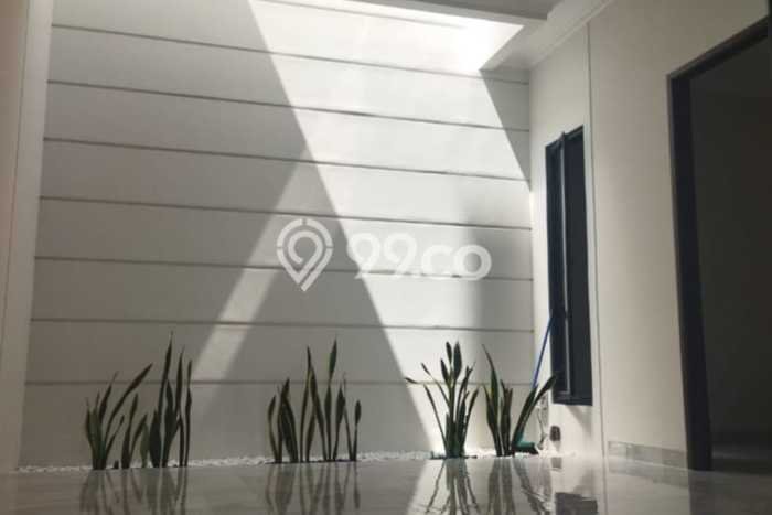 Rumah Strategis Modern Lb 110m2 di Pulo Gadung, Jakarta Timur Rumah Strategis Modern Lb 110m2 di Pulo Gadung, Jakarta Timur