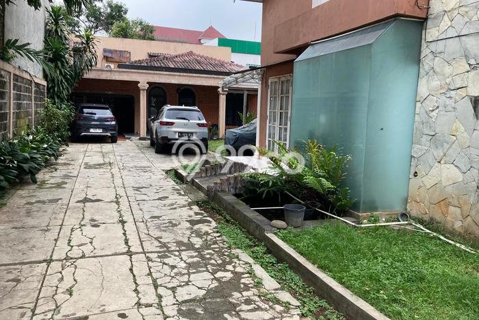 For Sale! Luxury House LT 642m2 Desain Modern di Ragunan For Sale! Luxury House LT 642m2 Desain Modern di Ragunan