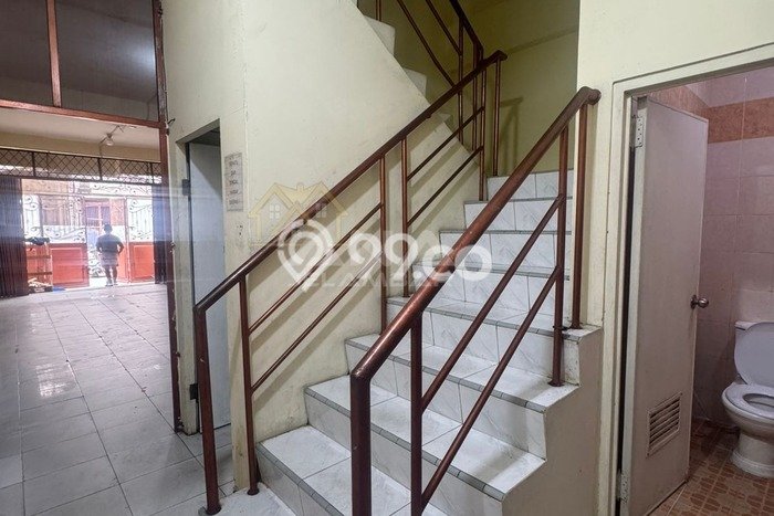 Rumah Sewa Jakarta Barat LT 67m2 LB 145m2 Area Jelambar Rumah Sewa Jakarta Barat LT 67m2 LB 145m2 Area Jelambar