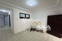 Jarang Ada! Rumah Sewa 2 Kamar Nyaman Siap Huni Jelambar Jarang Ada! Rumah Sewa 2 Kamar Nyaman Siap Huni Jelambar