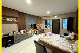 Rumah Mewah LB 221m2 Siap Huni Desain Elegan di Jelambar, Jakarta Barat Rumah Mewah LB 221m2 Siap Huni Desain Elegan di Jelambar, Jakarta Barat