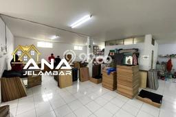 Hunian Elit LB 340m2 Siap Huni Desain Elegan di Jelambar, Jakarta Barat Hunian Elit LB 340m2 Siap Huni Desain Elegan di Jelambar, Jakarta Barat