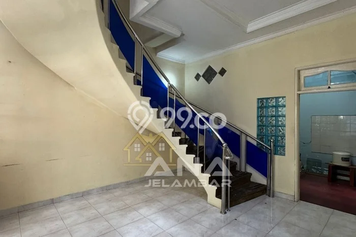 Jarang Ada! Rumah Kontrakan 6 Kamar Nyaman Siap Huni Jelambar Jarang Ada! Rumah Kontrakan 6 Kamar Nyaman Siap Huni Jelambar