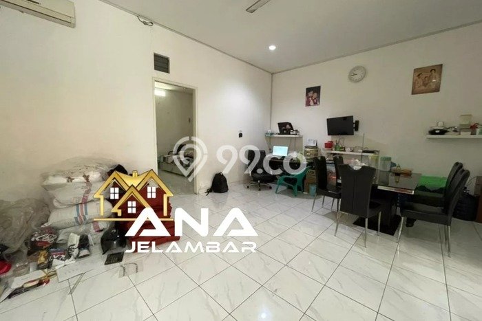 Unit Gudang Dijual di Jakarta Barat LT 164m2 & LB 360m2 Unit Gudang Dijual di Jakarta Barat LT 164m2 & LB 360m2