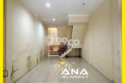 Komersial Dijual di Prime Area Jakarta Barat Luas 228m2 Komersial Dijual di Prime Area Jakarta Barat Luas 228m2