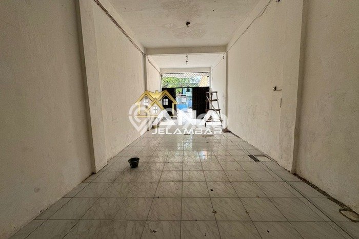 Ruko Bagus Dijual LB 277m2 Lokasi Strategis Jakarta Barat Area Cocok untuk Berbisnis Ruko Bagus Dijual LB 277m2 Lokasi Strategis Jakarta Barat Area Cocok untuk Berbisnis