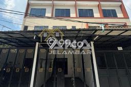 Dijual! Ruko di Jelambar Jakarta Barat LT 80m2 / LB 225m2 Kawasan Strategis Dijual! Ruko di Jelambar Jakarta Barat LT 80m2 / LB 225m2 Kawasan Strategis
