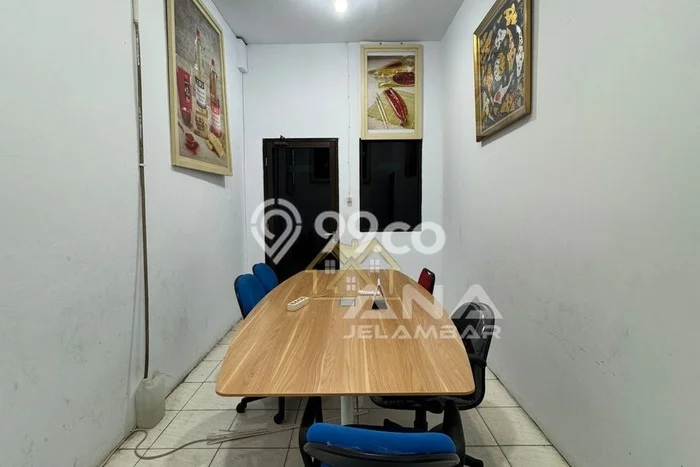 Unit Gudang Tersedia di Jelambar Spesifikasi LB 324m2 Unit Gudang Tersedia di Jelambar Spesifikasi LB 324m2