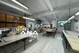 Ruko Dijual di Prime Area Jakarta Barat Luas 175m2 Ruko Dijual di Prime Area Jakarta Barat Luas 175m2