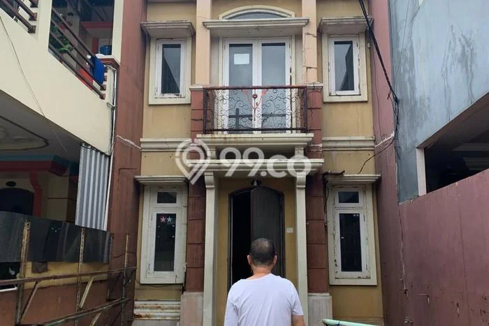 Jual Rumah Eksklusif 2 KT di Duta Garden, Tangerang Jual Rumah Eksklusif 2 KT di Duta Garden, Tangerang