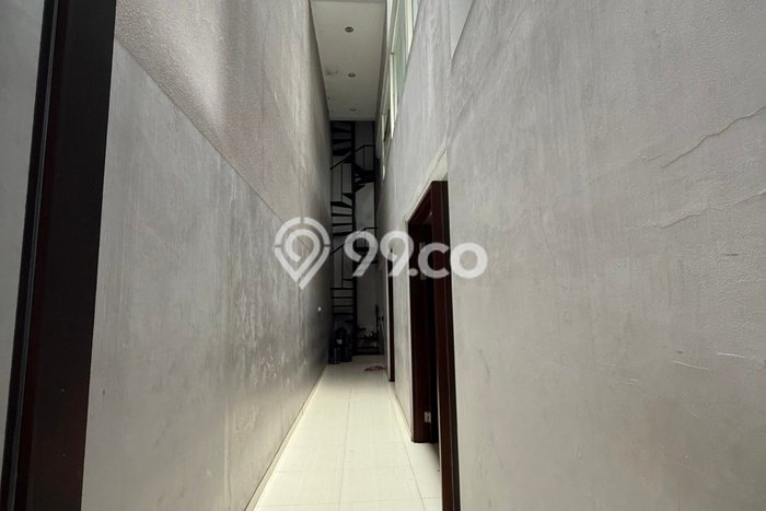 Hunian Mewah LB 820m2 Siap Pakai Desain Elegan di Duta Garden, Jakarta Barat Hunian Mewah LB 820m2 Siap Pakai Desain Elegan di Duta Garden, Jakarta Barat