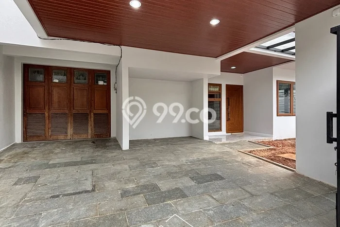 Disewakan! Rumah 6 Kamar Tidur &
4 Kamar Mandi di Pondok Indah, Jakarta Selatan Disewakan! Rumah 6 Kamar Tidur &
4 Kamar Mandi di Pondok Indah, Jakarta Selatan