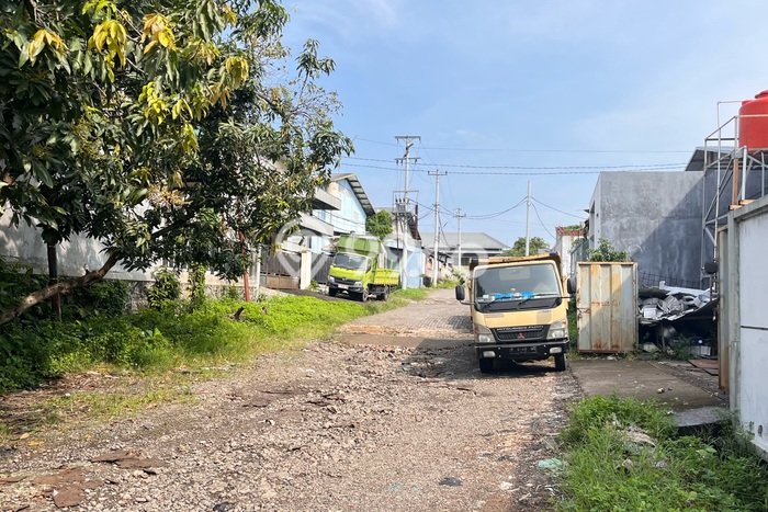 Unit Gudang Disewa Lokasi Semarang Barat, Semarang Spesifikasi Luas Bangunan 450m2 Unit Gudang Disewa Lokasi Semarang Barat, Semarang Spesifikasi Luas Bangunan 450m2
