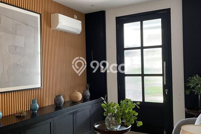 For Sale Rumah Elit Exclusive di Tembalang, Semarang For Sale Rumah Elit Exclusive di Tembalang, Semarang