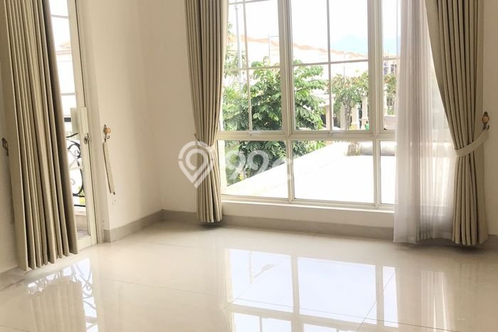 Disewakan Rumah Harga Terjangkau di Podomoro Park Bandung Bandung Punya 5 Kamar Tidur Disewakan Rumah Harga Terjangkau di Podomoro Park Bandung Bandung Punya 5 Kamar Tidur