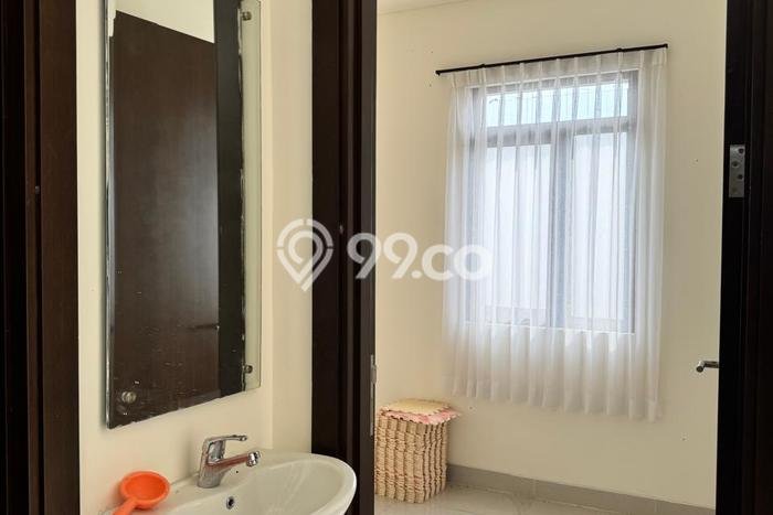 Disewakan! Rumah 2 Kamar Tidur &
1 Kamar Mandi di Podomoro Park Bandung, Bandung Disewakan! Rumah 2 Kamar Tidur &
1 Kamar Mandi di Podomoro Park Bandung, Bandung
